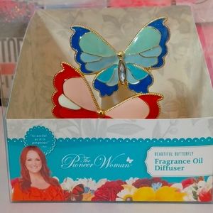 Fragrance oil diffuser